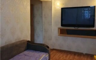 Продажа 3-комнатной квартиры, 48.6 м²