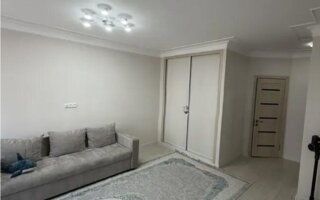 Продажа 1-комнатной квартиры, 32 м²