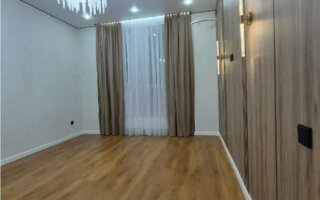 Продажа 1-комнатной квартиры, 39 м²