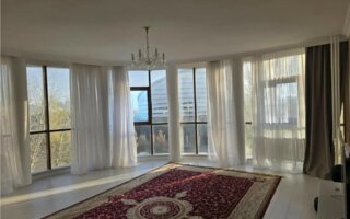 Продажа 3-комнатной квартиры, 92 м²