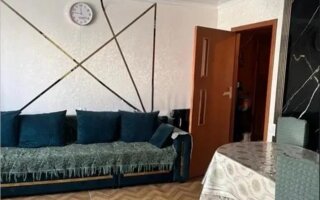 Продажа 3-комнатной квартиры, 55 м²