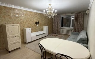 Продажа 2-комнатной квартиры, 72.2 м²