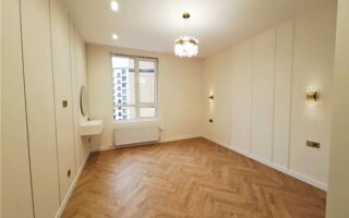 Продажа 3-комнатной квартиры, 90 м²