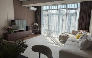 Продажа 3-комнатной квартиры, 102 м²