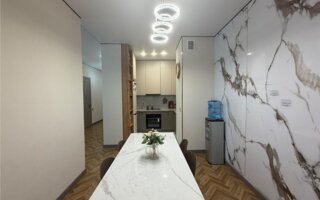 Продажа 4-комнатной квартиры, 100 м²