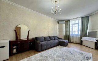 Продажа 1-комнатной квартиры, 46.3 м²