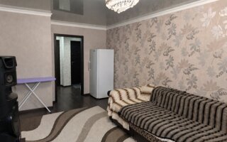Продажа 3-комнатной квартиры, 49 м²