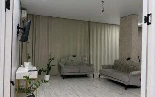 Продажа 4-комнатной квартиры, 175 м²