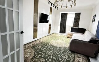 Продажа 2-комнатной квартиры, 65.3 м²