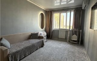 Продажа 1-комнатной квартиры, 47 м²