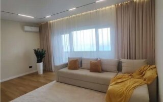 Продажа 2-комнатной квартиры, 58 м²