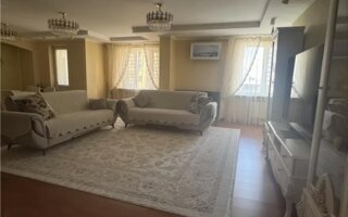 Продажа 5-комнатной квартиры, 194 м²