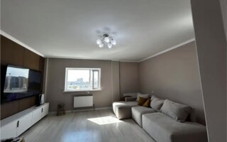 Продажа 2-комнатной квартиры, 55.5 м²