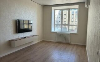 Продажа 3-комнатной квартиры, 77 м²