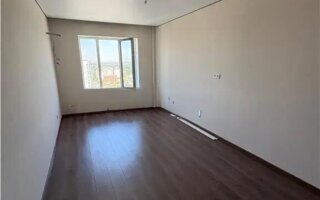 Продажа 2-комнатной квартиры, 57 м²
