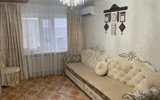 Продажа 4-комнатной квартиры, 61 м²