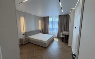 Продажа 2-комнатной квартиры, 52 м²