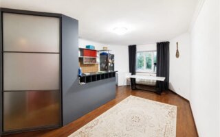 Продажа 3-комнатной квартиры, 69.9 м²