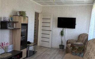 Продажа 3-комнатной квартиры, 62 м²