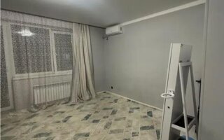 Продажа 1-комнатной квартиры, 42 м²