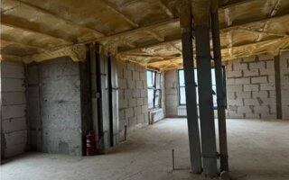 Продажа 4-комнатной квартиры, 142.6 м²