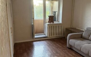 Продажа 1-комнатной квартиры, 33.8 м²