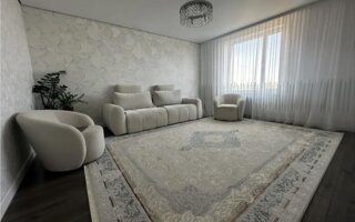 Продажа 4-комнатной квартиры, 105 м²