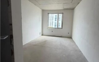 Продажа 1-комнатной квартиры, 42.7 м²