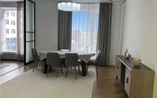 Продажа 3-комнатной квартиры, 93.5 м²