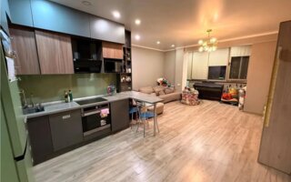 Продажа 2-комнатной квартиры, 57 м²
