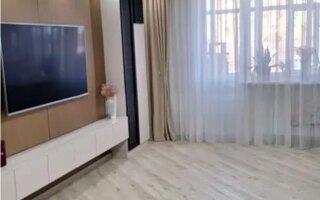 Продажа 3-комнатной квартиры, 92.4 м²