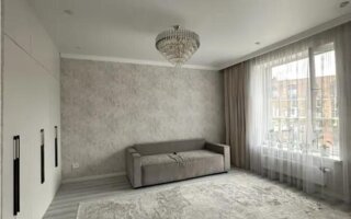 Продажа 1-комнатной квартиры, 42 м²