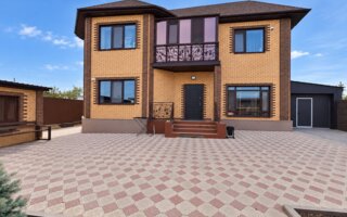 Продажа 5-комнатного дома, 213.9 м²