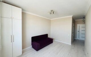 Продажа 1-комнатной квартиры, 37 м²