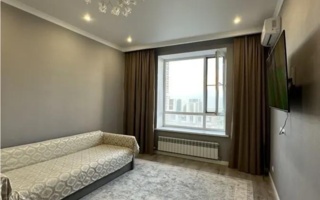 Продажа 1-комнатной квартиры, 43.3 м²