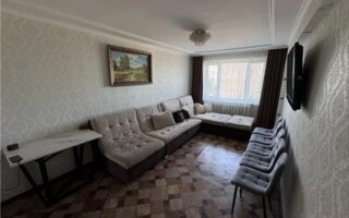 Продажа 4-комнатной квартиры, 89 м²