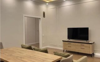 Продажа 2-комнатной квартиры, 56 м²