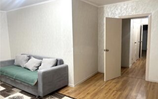 Продажа 2-комнатной квартиры, 69.8 м²
