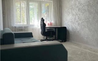 Продажа 2-комнатной квартиры, 42 м²