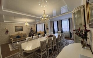 Продажа 4-комнатной квартиры, 158 м²