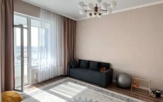 Продажа 2-комнатной квартиры, 63 м²