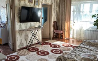 Продажа 4-комнатной квартиры, 63 м²