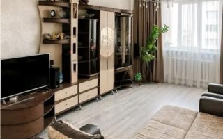 Продажа 3-комнатной квартиры, 132 м²