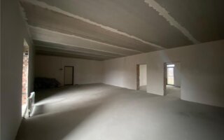 Продажа 3-комнатной квартиры, 112 м²