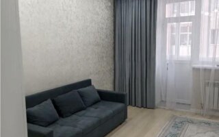 Продажа 1-комнатной квартиры, 40.7 м²