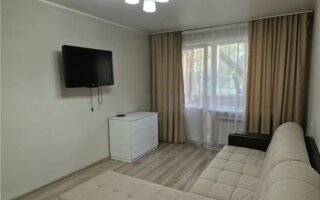 Продажа 1-комнатной квартиры, 32 м²
