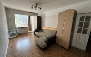 Продажа 2-комнатной квартиры, 42 м²