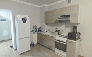 Аренда 2-комнатной квартиры, 42 м²