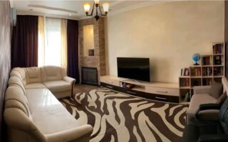 Продажа 2-комнатной квартиры, 62.5 м²