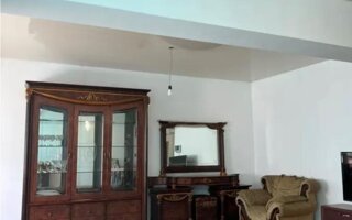 Продажа 2-комнатной квартиры, 79 м²